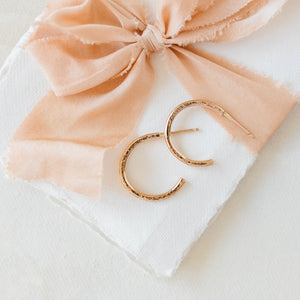 SAMPLE - Feather texture hoop earrings