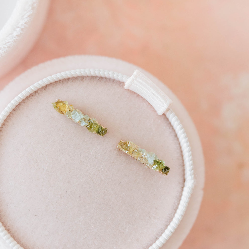 
            
                Load image into Gallery viewer, Green ombre raw gemstone mosaic bar studs
            
        