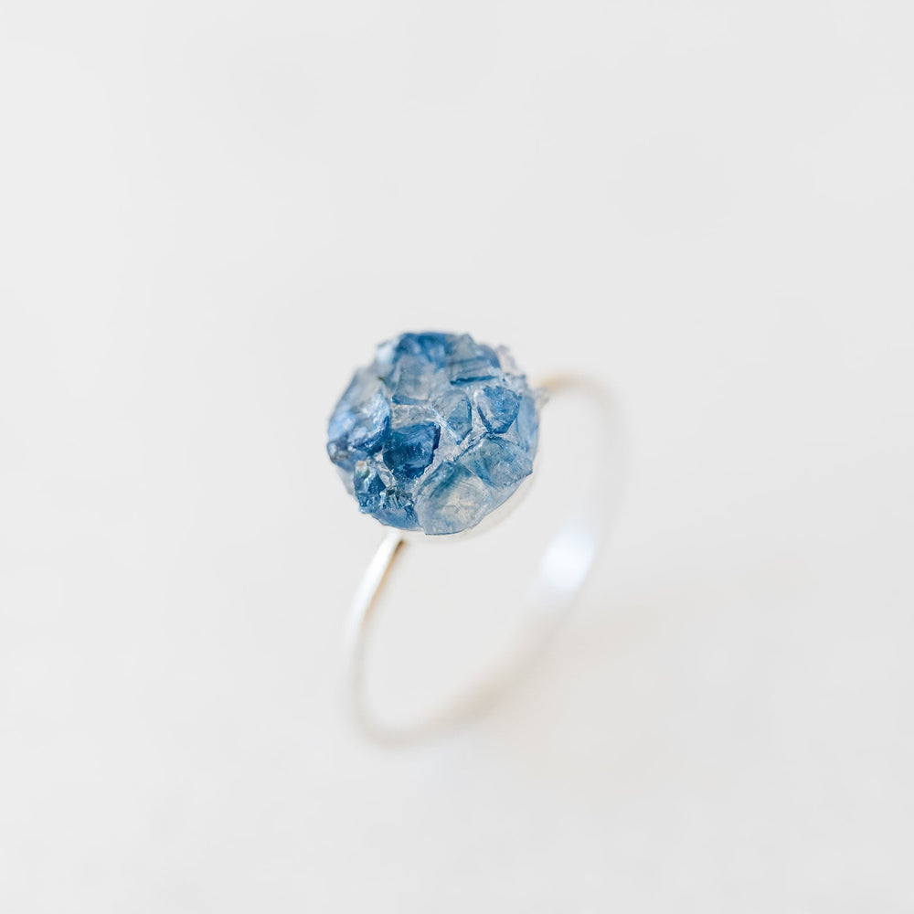 Raw sapphire mosaic gemstone ring - luxe.zen