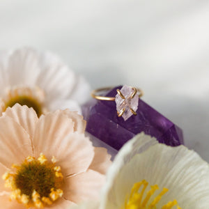 
            
                Load image into Gallery viewer, Pink kunzite ring 
            
        