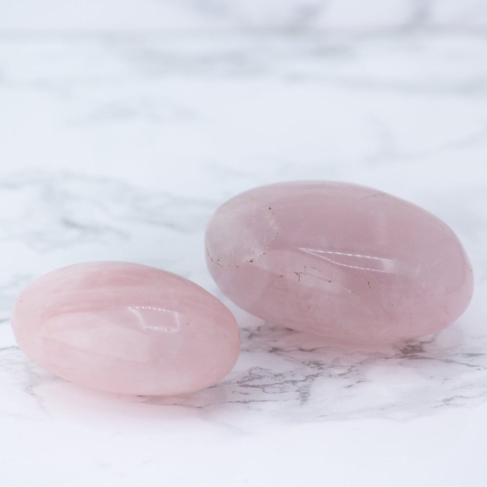 
            
                Load image into Gallery viewer, Rose quartz crystal palm
            
        