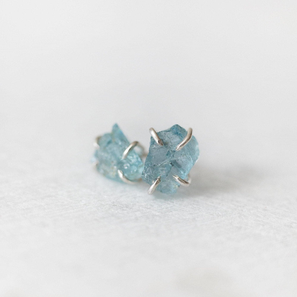 Raw aquamarine stud earrings - luxe.zen