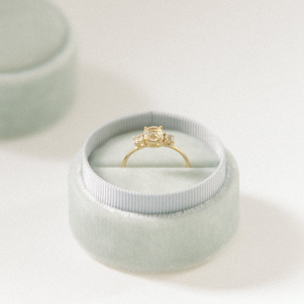 SAMPLE - Handcrafted velvet ring box - luxe.zen