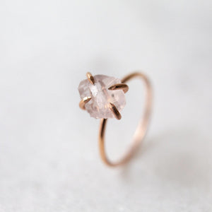 SAMPLE - Raw rose quartz gemstone ring - luxe.zen